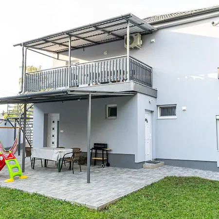 Arza Sosto Apartman Nyiregyhaza Exterior photo